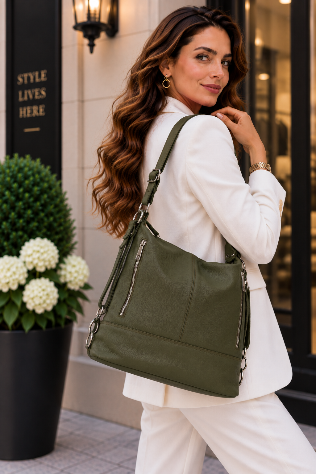 Geanta Dama Mare din Piele Naturala 35 x 18 x 32 cm – Spatioasa, 5 Buzunare si Barete Reglabile